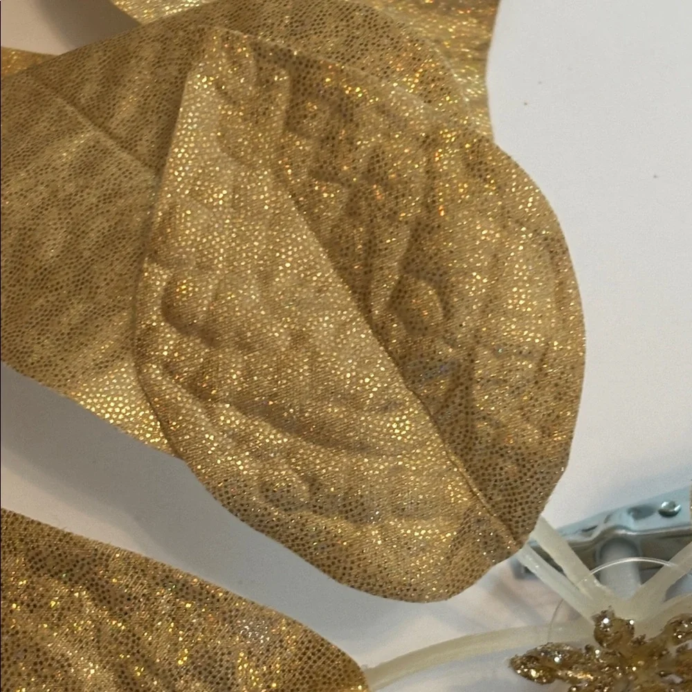 Gold Glitter Poinsettia Clips Set of 8 Gold Poinsettia Christmas Clip 11” NWOT